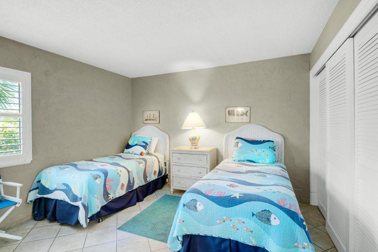 Sugar Beach C-2 Panama City Beach Exterior photo